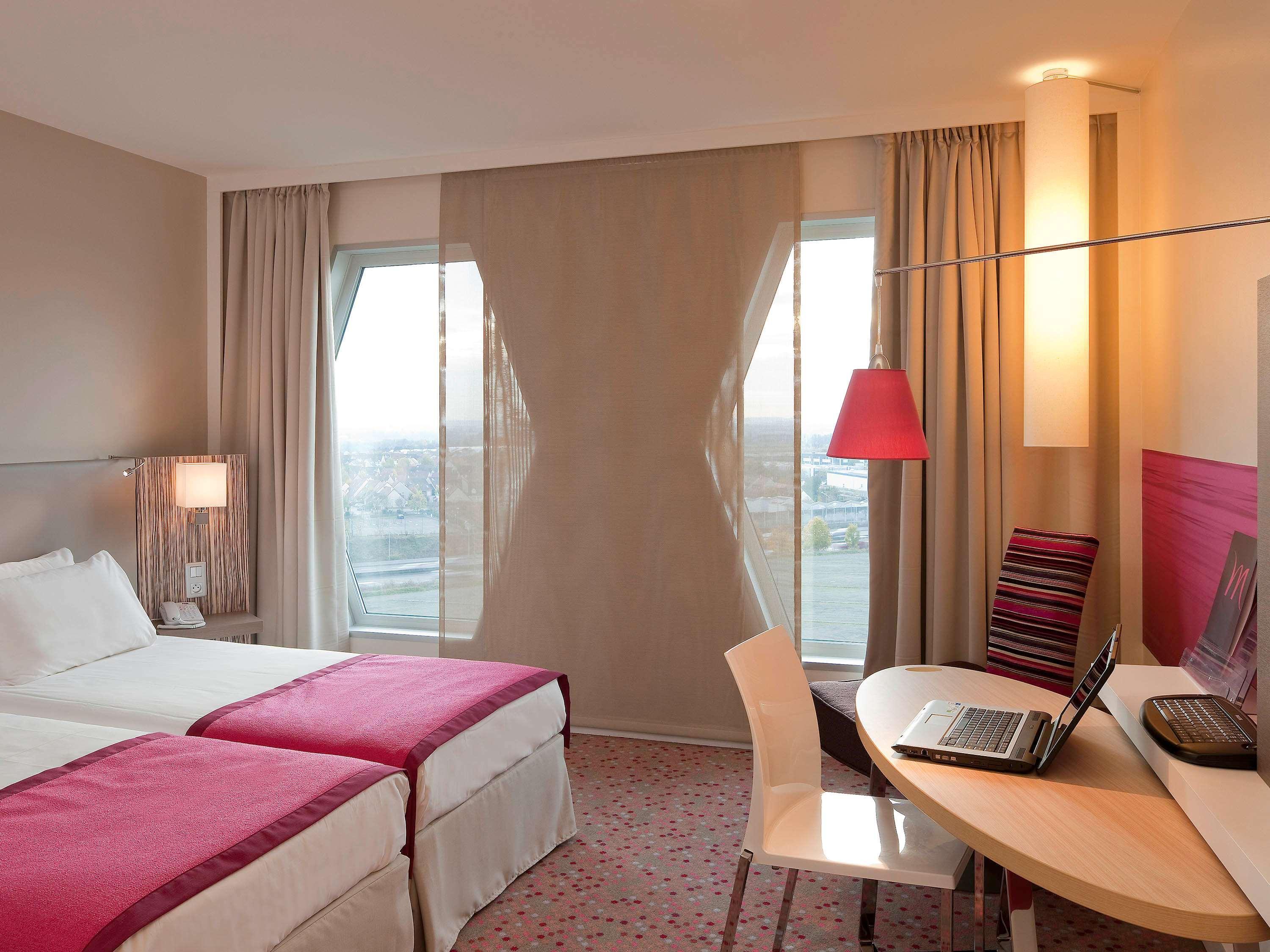 Hotel Mercure Paris Orly Rungis Aéroport Extérieur photo